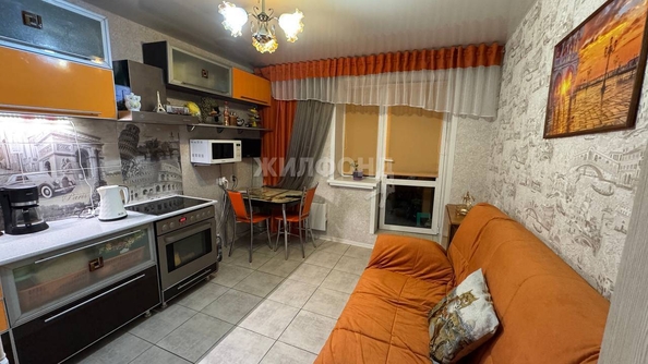 
   Продам студию, 35.6 м², Петухова ул, 148

. Фото 1.