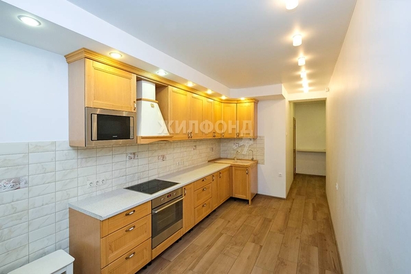 
   Продам 2-комнатную, 65 м², Горский мкр, 10

. Фото 3.