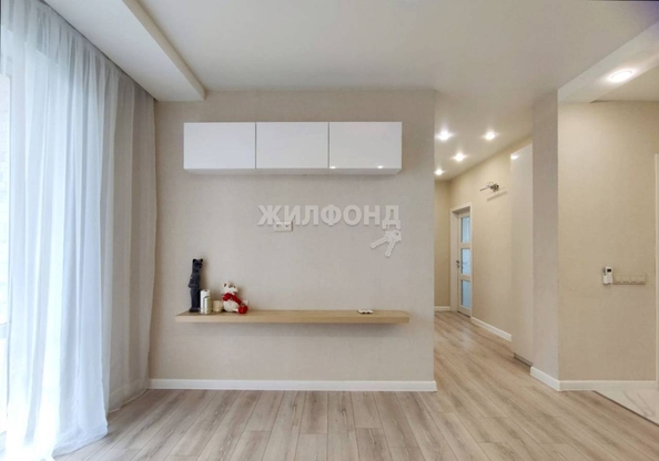 
   Продам 3-комнатную, 82.1 м², Плахотного ул, 80

. Фото 9.