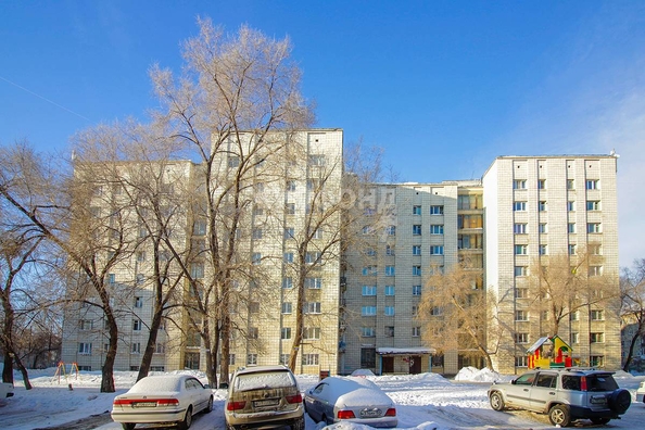 
   Продам секционку, 12.3 м², Зорге ул, 10

. Фото 11.