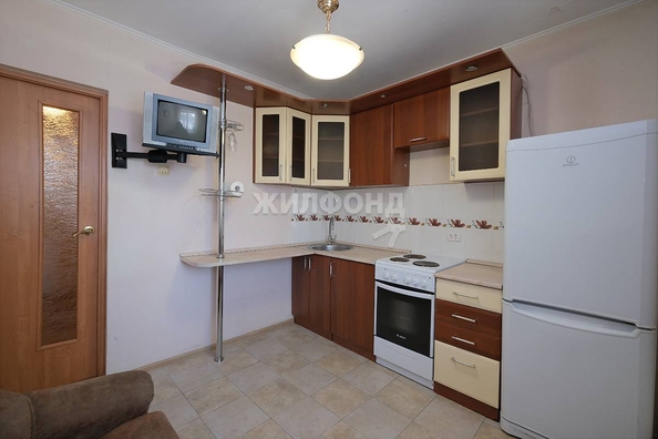 
   Продам 1-комнатную, 38.8 м², Троллейная ул, 138

. Фото 8.