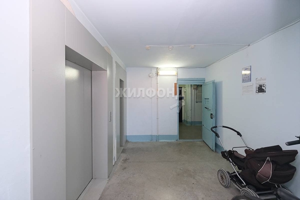 
   Продам 1-комнатную, 38.8 м², Троллейная ул, 138

. Фото 24.