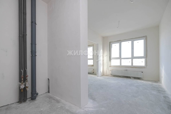 
   Продам 3-комнатную, 45.1 м², Ясный Берег ул, 33

. Фото 4.