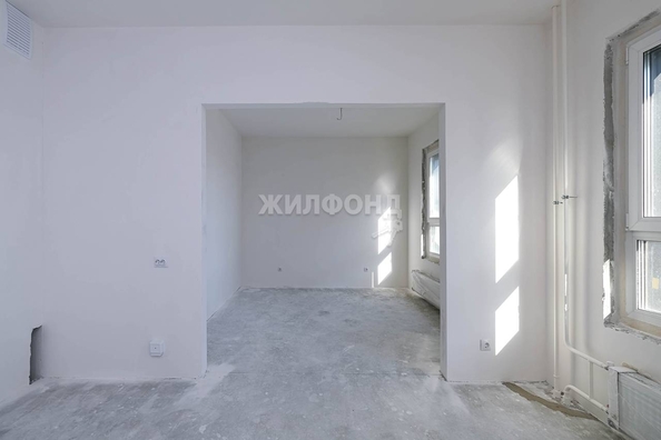 
   Продам 3-комнатную, 45.1 м², Ясный Берег ул, 33

. Фото 6.