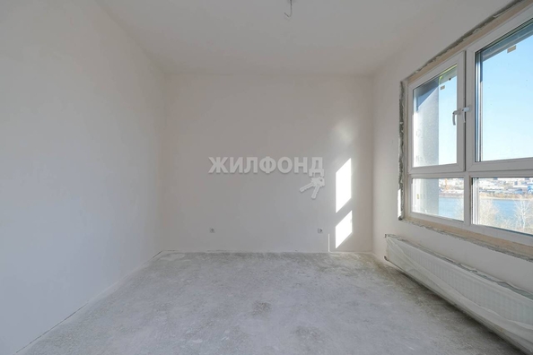 
   Продам 3-комнатную, 45.1 м², Ясный Берег ул, 33

. Фото 9.