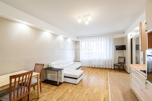 
   Продам 3-комнатную, 98.1 м², Орджоникидзе ул, 47

. Фото 3.