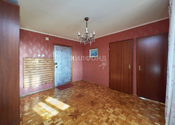 
   Продам 5-комнатную, 183.6 м², Сибиряков-Гвардейцев ул, 23/1

. Фото 21.