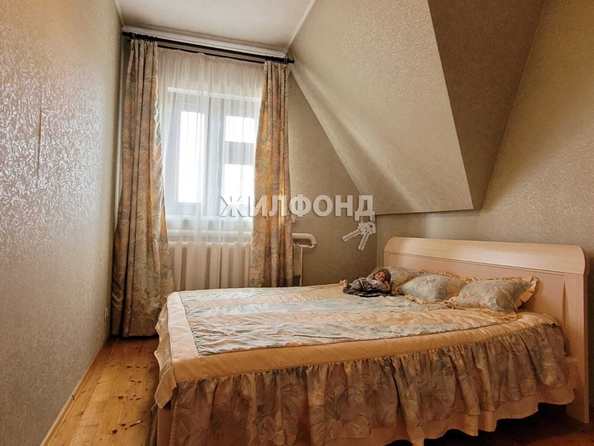 
   Продам дом, 200 м², Новосибирск

. Фото 18.