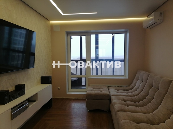 
   Продам 2-комнатную, 59.5 м², Александра Чистякова ул, 22/2

. Фото 16.