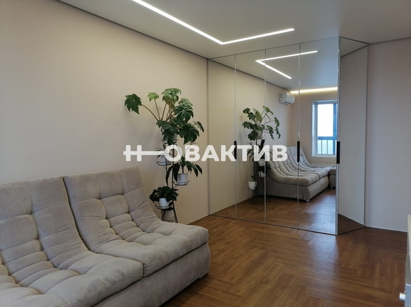 
   Продам 2-комнатную, 59.5 м², Александра Чистякова ул, 22/2

. Фото 20.