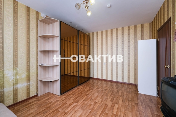 
   Продам 1-комнатную, 32.5 м², Титова ул, 234/1

. Фото 4.