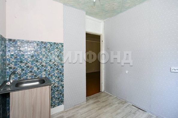 
   Продам 1-комнатную, 32.1 м², Объединения ул, 82

. Фото 6.