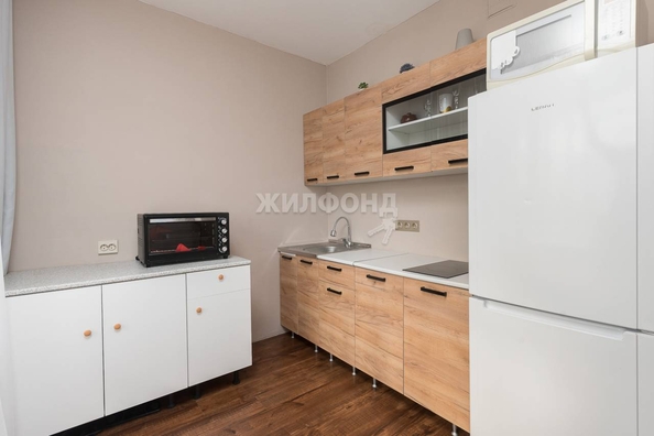 
   Продам 1-комнатную, 32.7 м², Вертковская ул, 121

. Фото 21.