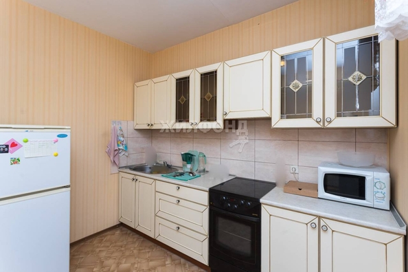 
   Продам 1-комнатную, 35.5 м², Адриена Лежена ул, 29

. Фото 4.