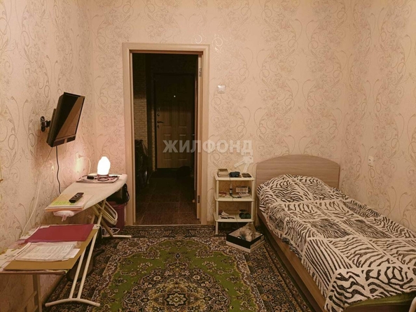 
   Продам 2-комнатную, 58.4 м², Николая Сотникова ул, 12

. Фото 3.