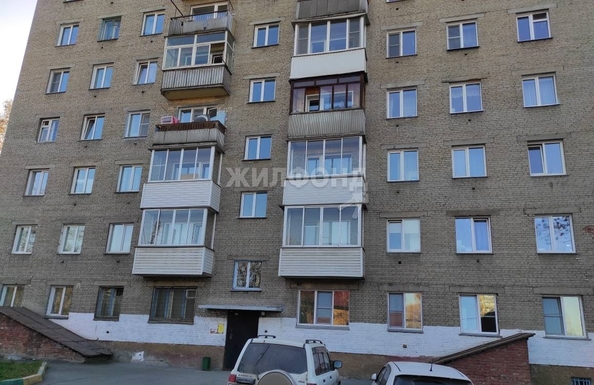 
   Продам 2-комнатную, 43.1 м², Есенина ул, 25

. Фото 5.