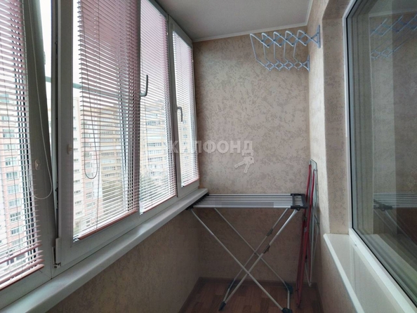 
   Продам 2-комнатную, 56.3 м², Тюленина ул, 14

. Фото 18.