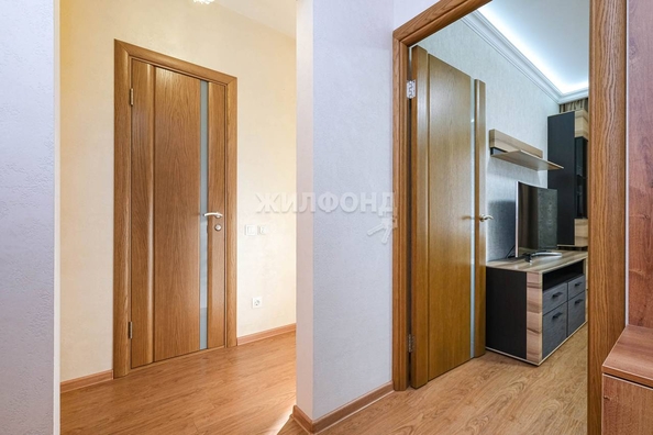 
   Продам 2-комнатную, 56.3 м², Тюленина ул, 14

. Фото 13.