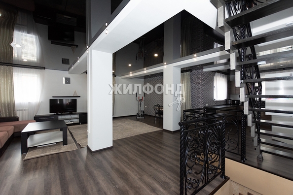 
   Продам дом, 220 м², Озерный

. Фото 11.