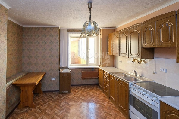 
   Продам 1-комнатную, 51.5 м², Мичурина ул, 20/1

. Фото 5.