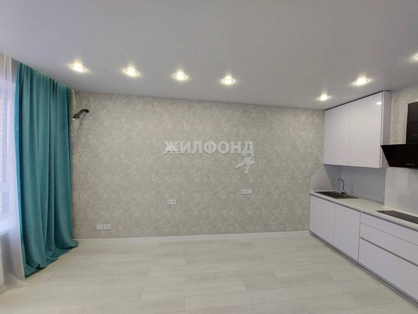 
   Продам 1-комнатную, 30.8 м², Горский мкр, 14

. Фото 9.