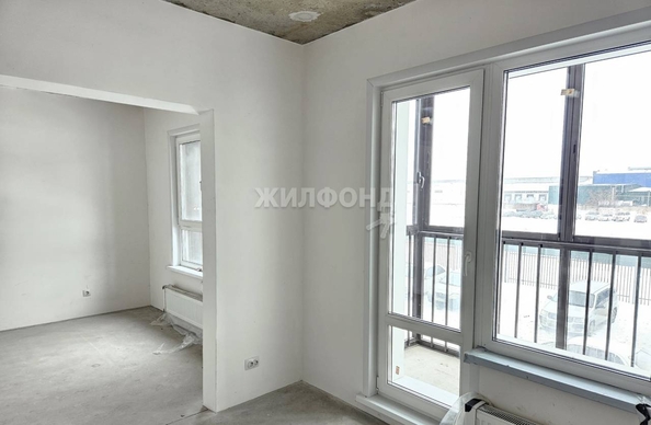 
   Продам 1-комнатную, 32 м², Сибиряков-Гвардейцев ул, 53/10

. Фото 3.