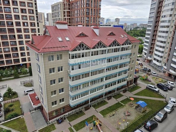 
   Продам 1-комнатную, 51.8 м², Орджоникидзе ул, 47

. Фото 11.