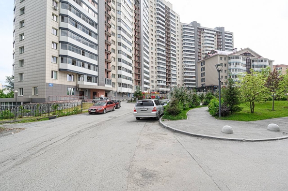 
   Продам 1-комнатную, 51.8 м², Орджоникидзе ул, 47

. Фото 22.