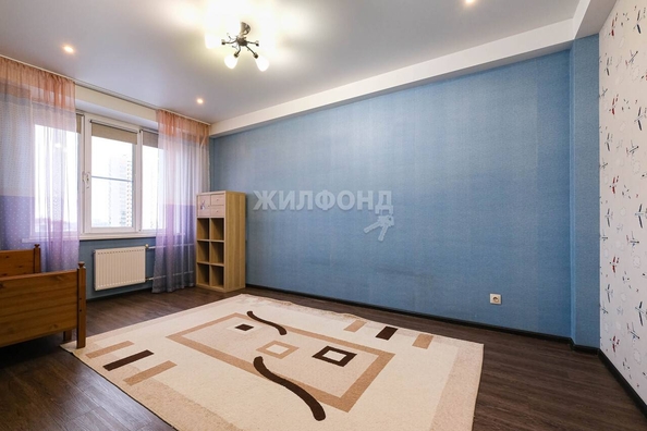 
   Продам 2-комнатную, 56.3 м², Сибиряков-Гвардейцев ул, 44/7

. Фото 5.