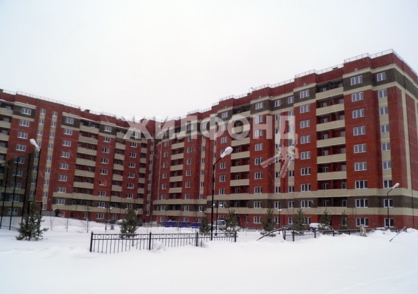 
   Продам 2-комнатную, 56.2 м², Ключ-Камышенское Плато ул, 13

. Фото 3.