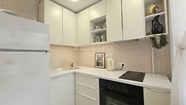 
   Продам 2-комнатную, 45 м², Гоголя ул, 233/1

. Фото 1.