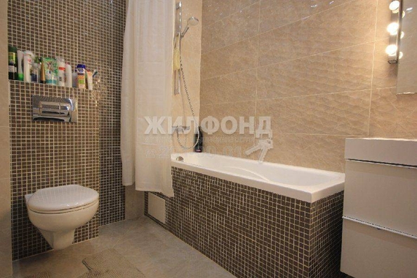 
   Продам 3-комнатную, 70.8 м², Ясный Берег ул, 10

. Фото 8.