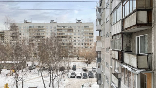 
   Продам 3-комнатную, 61.9 м², Московская ул, 163

. Фото 24.