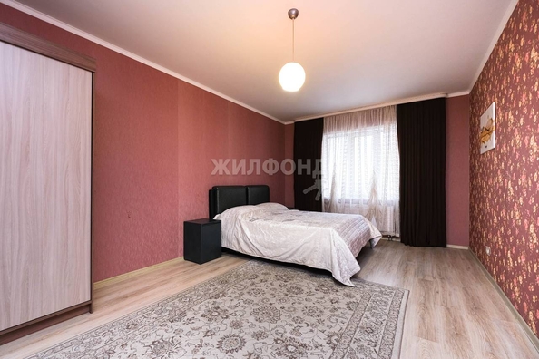 
   Продам 3-комнатную, 103.3 м², Сухарная ул, 96/2

. Фото 22.