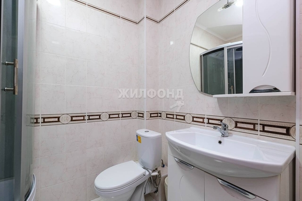 
   Продам 3-комнатную, 103.3 м², Сухарная ул, 96/2

. Фото 32.