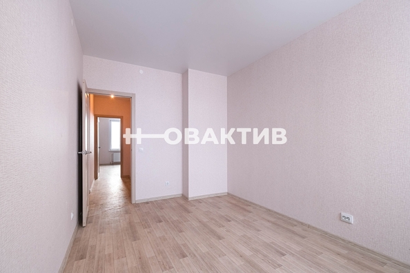 
   Продам 2-комнатную, 53.2 м², Петухова ул, 162

. Фото 11.