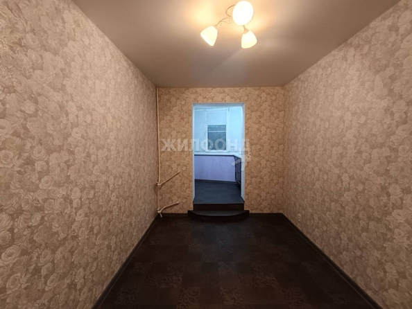 
   Продам 2-комнатную, 44.3 м², Связистов ул, 141

. Фото 13.