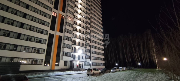 
   Продам 2-комнатную, 55.8 м², Петухова ул, 162

. Фото 11.