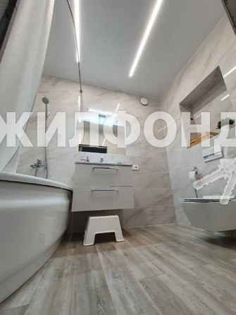 
   Продам 3-комнатную, 71.7 м², Олимпийской Славы мкр, 2

. Фото 8.