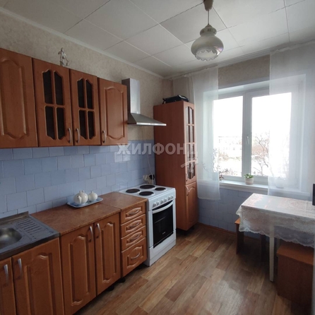 
   Продам 3-комнатную, 64.5 м², Троллейная ул, 136

. Фото 1.