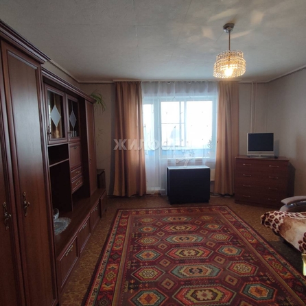 
   Продам 3-комнатную, 64.5 м², Троллейная ул, 136

. Фото 3.