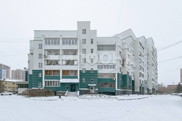 
   Продам 3-комнатную, 137.8 м², Карла Маркса пр-кт, 47/1

. Фото 16.