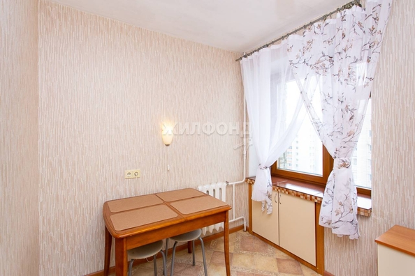 
   Продам 2-комнатную, 46.7 м², Сибирская ул, 39

. Фото 5.