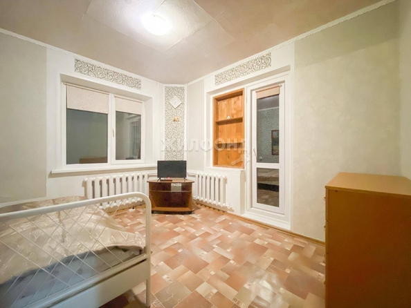 
   Продам 3-комнатную, 64.6 м², Красных Зорь ул, 3

. Фото 3.