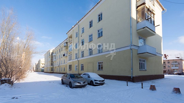 
   Продам 3-комнатную, 83 м², Военный городок ул, 102

. Фото 10.