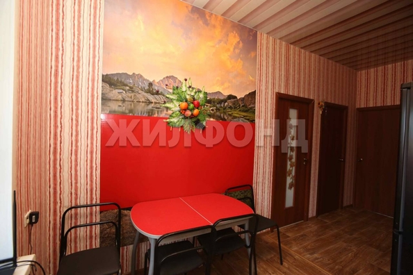 
   Продам 5-комнатную, 106.4 м², Угловая ул, 2а

. Фото 3.