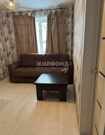 
  Сдам в аренду 1-комнатную квартиру, 42 м², Новосибирск

. Фото 6.