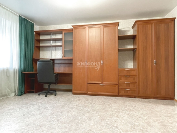 
  Сдам в аренду 3-комнатную квартиру, 126 м², Новосибирск

. Фото 14.