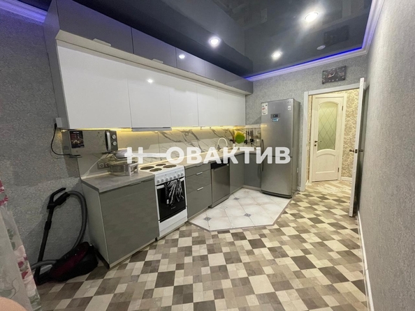 
   Продам 3-комнатную, 84.2 м², Комсомольская ул, 14

. Фото 10.