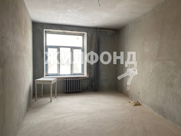 
   Продам 3-комнатную, 117.6 м², 1-е Мочищенское ш, 150

. Фото 6.